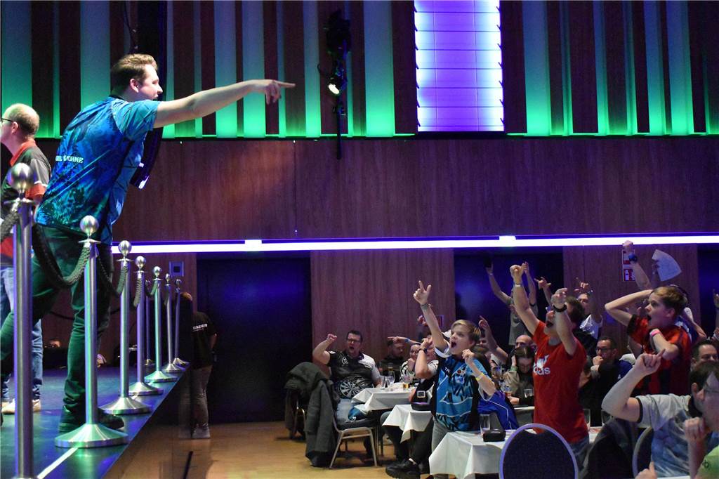 Dart im Quadrat 2025 in der Ahauser Stadthalle