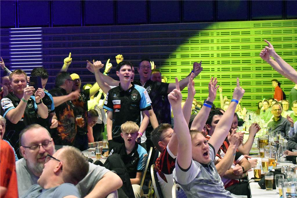 Dart im Quadrat 2025 in der Ahauser Stadthalle