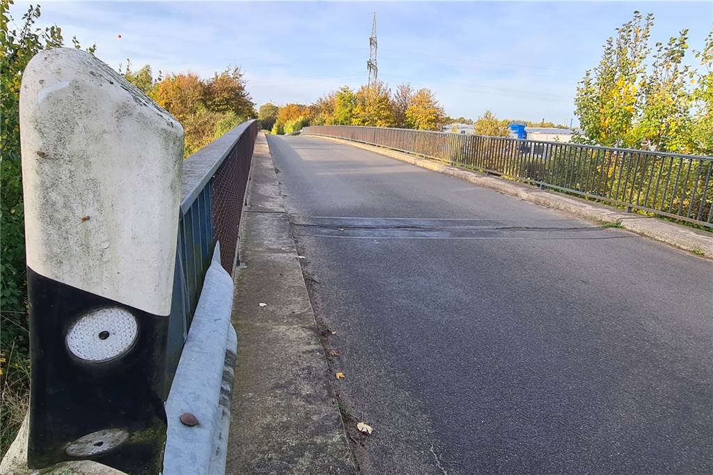 A31-Brücken-Ärger in Heek: Autobahn GmbH räumt Versäumnis ein Die Autobahn GmbH legt die Entscheidung, was auf den Brücken passiert, in die Hände des Kreises als zuständige Straßenverkehrsbehörde.