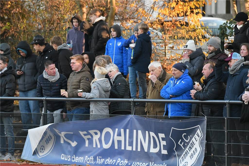 Die B-Junioren des SV Wacker Obercastrop gewannen den Kreispokal durch ein 3;2 im Finale gegen den FC Frohlinde.