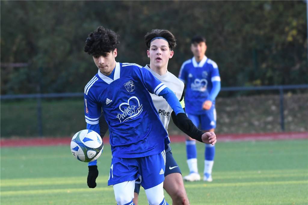 Die B-Junioren des SV Wacker Obercastrop gewannen den Kreispokal durch ein 3;2 im Finale gegen den FC Frohlinde.
