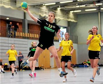 Die B-Mädchen des BVB um Spielmacherin Chantal Funke wollen sich im Duell mit der HSG behaupten.  