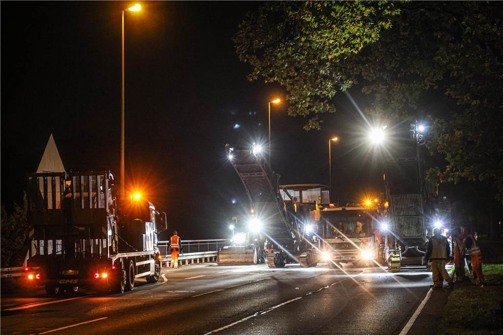 B1-Vollsperrung legt Handel lahm: In Geschäften an der Bundesstraße brechen Umsätze ein Die B1 wurde am Mittwochabend (4.10.) gesperrt. Am Montag soll der Verkehr wieder fließen.