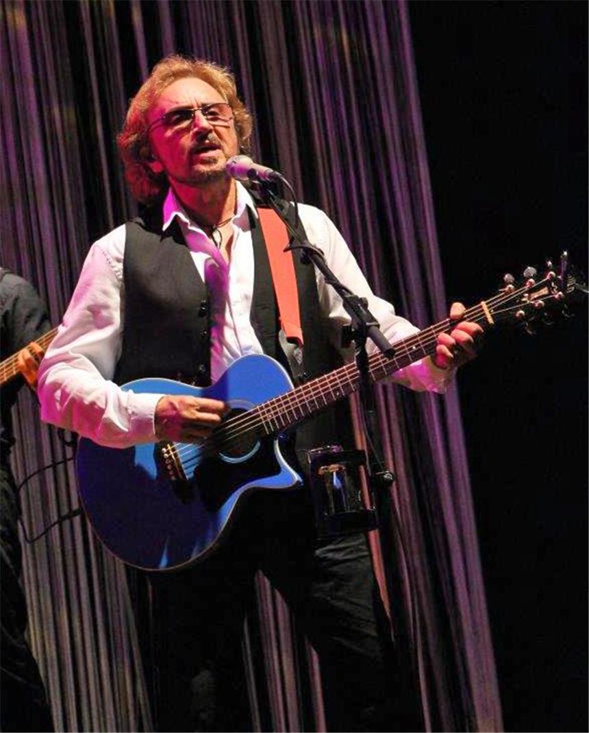 Die Band „Night Fever“ begeisterte mit einer authentischen Bee-Gees-Tribute-Show.  
