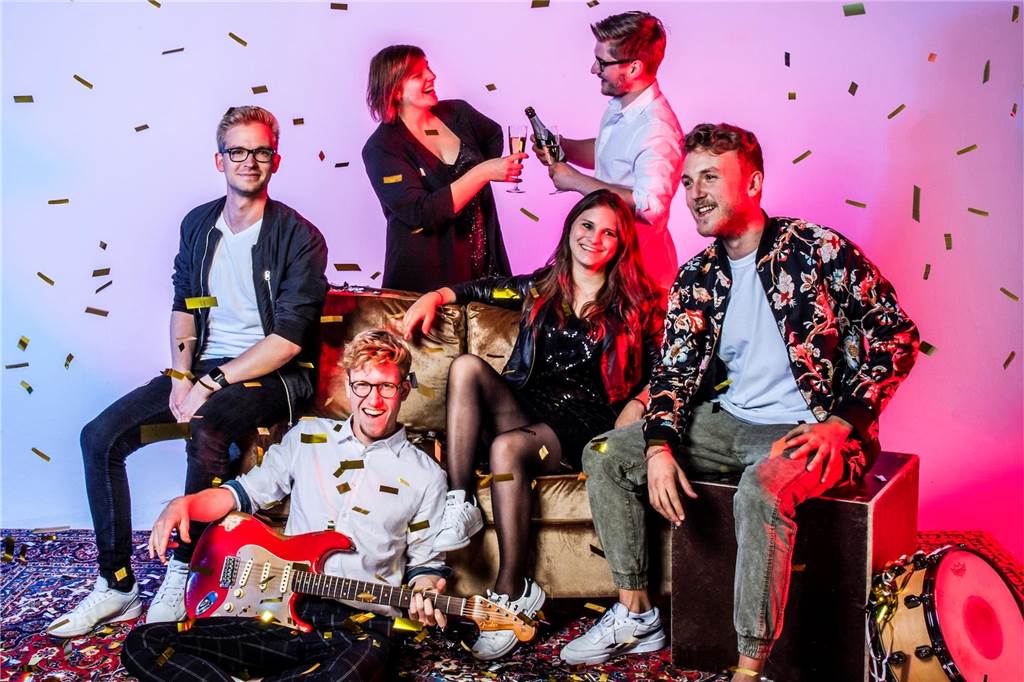 Ab in die Mitte: Herbst- und Heimatfest in Dorsten mit Neuerungen Paradise at Midnight