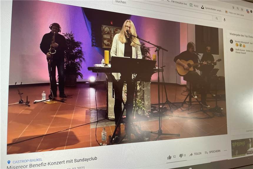 Benefiz-Konzert mit bekannter Castrop-Rauxeler Band kam aus der Kirche Die Band Sundayclub spielte ein Video-Konzert in der Elisabeth-Kirche.