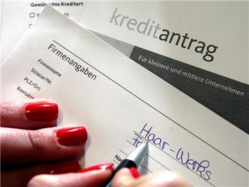 Die Banken lockern die Bedingungen für eine Kreditvergabe. Foto: Oliver Berg