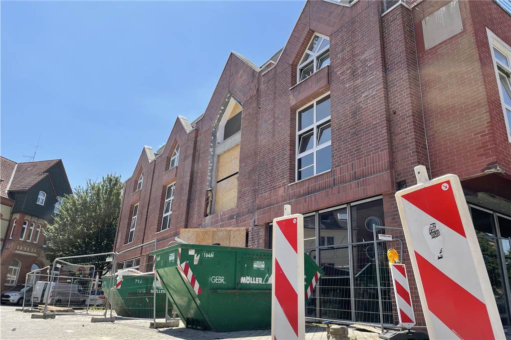Neues Kaufhaus im Dortmunder Westen: Eröffnung schon wieder verschoben Die Bauarbeiten am Ex-Konze-Haus verzögern sich. Eine Neueröffnung im Herbst ist nicht mehr realistisch.