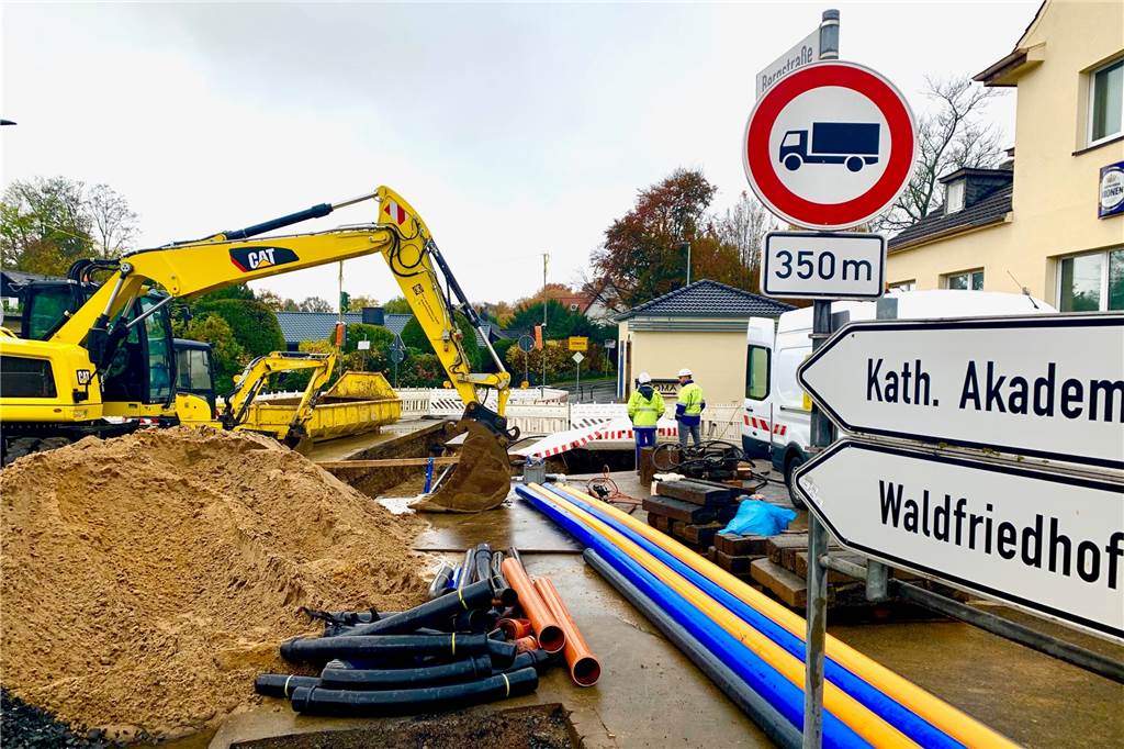 B236-Baustelle: Angst vor mehr Lkw-Verkehr im Dortmunder Süden Die Bauarbeiten an der B236 auf Schwerter Gebiet haben Folgen für den Dortmunder Süden.