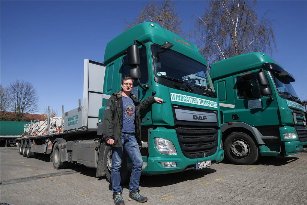 Betriebe am Dortmunder Hafen: „Das wird noch länger schwierig bleiben“ Die Bauindustrie nehme noch Material ab, sagt Stefan Windgätter von der gleichnamigen Spedition.