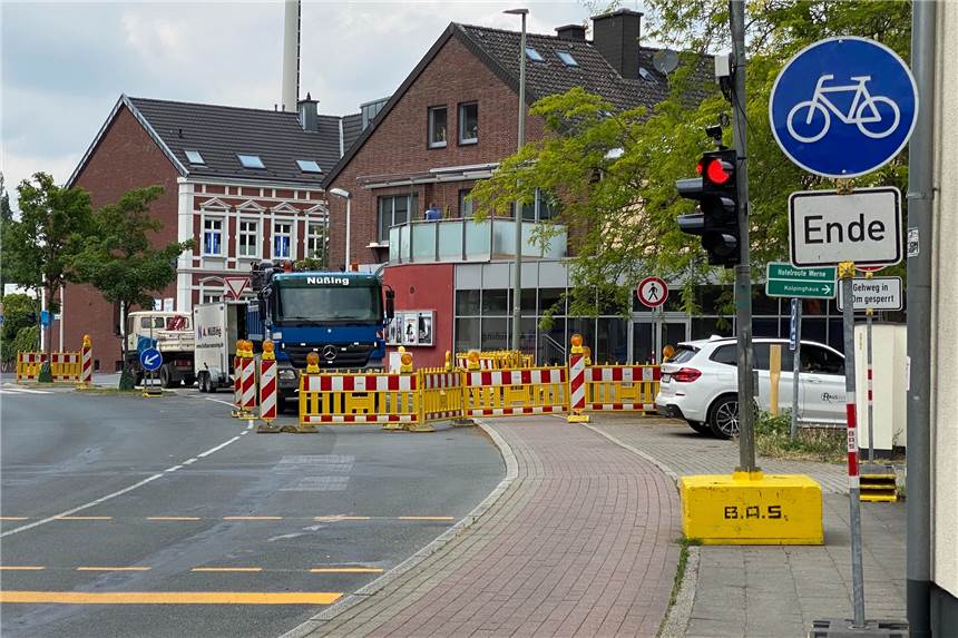 Baustelle am Kino in Werne soll doch schon am Mittwoch beendet werden Die Baustelle am Capitol Cinema Center in Werne soll am Mittwoch verschwunden sein.