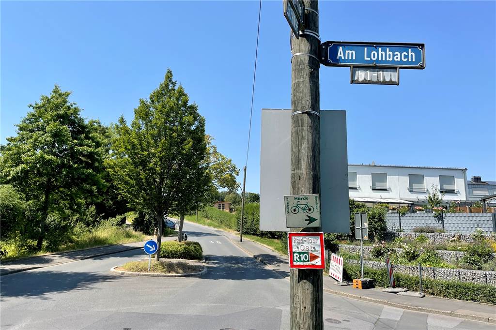 Baustelle blockiert Overgünne für 6 Monate: Projektleiter erklärt den Aufwand Die Baustelle wandert von der Benninghofer Straße Richtung Am Lohbach.
