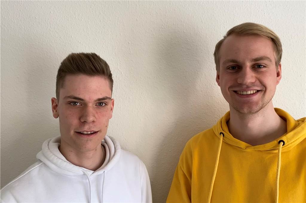 Hilfe fürs Mathe-Abi: Zwei Ahauser rechnen Klausuren auf Youtube vor Die beiden Ahauser Josef Naber (l.) und Johannes Mensing (r.) studieren an der Uni Münster Mathematik und Sozialwissenschaften auf Lehramt.