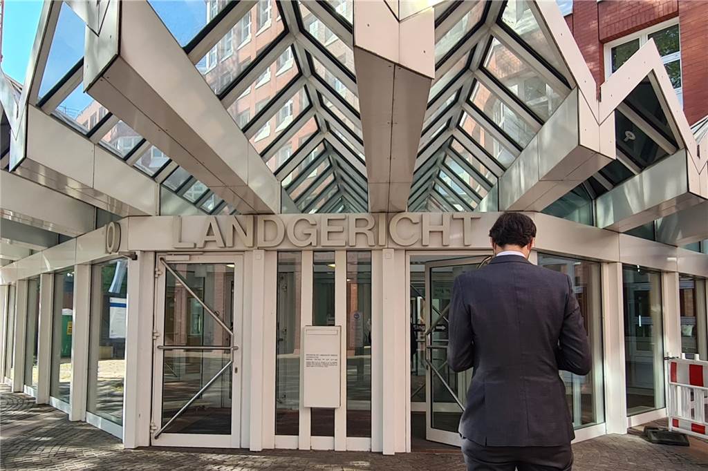 Taxi-Schläger-Prozess: „Es lagen eindeutig schädliche Neigungen vor“ Die beiden Ahauser müssen sich vor dem Landgericht Münster für ihre Prügelattacke verantworten.