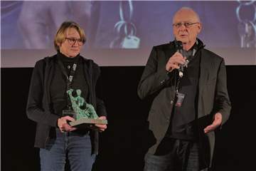 Die beiden Dokumentarfilmer Ulrike Franke und Michael Loeken drehten „We Are All Detroit" und gewannen damit die „Lüdia“ beim 31. Kinofest. Am 19. Januar präsentieren sie den Film beim Filmclub in der Cineworld.