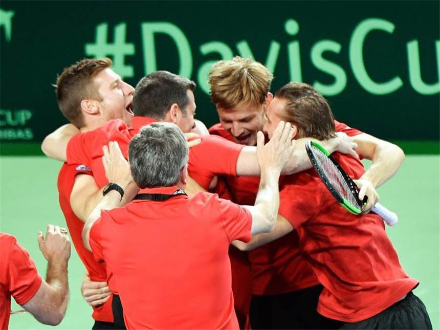 Belgien als letztes Tennis-Team im Davis-Cup-Halbfinale Die Belgier bejubeln den Einzug ins Davis-Cup-Halbfinale. Foto: Benoit Doppagne