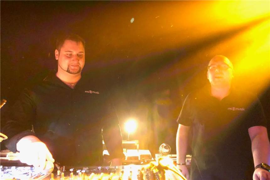 Party von Zuhause: „Best-of-Party@home“ steigt am Samstag per Livestream Die „Best-of-Party“ findet doch statt - allerdings per Livestream bei Youtube. Auflegen werden Manuel Michelt (r.) und Mories Mattern von MS-Musik.