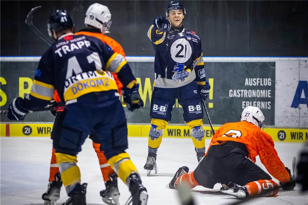 Die besten Bilder des 15:3-Eisadler-Erfolgs gegen die Disnlakener Kobras. 
