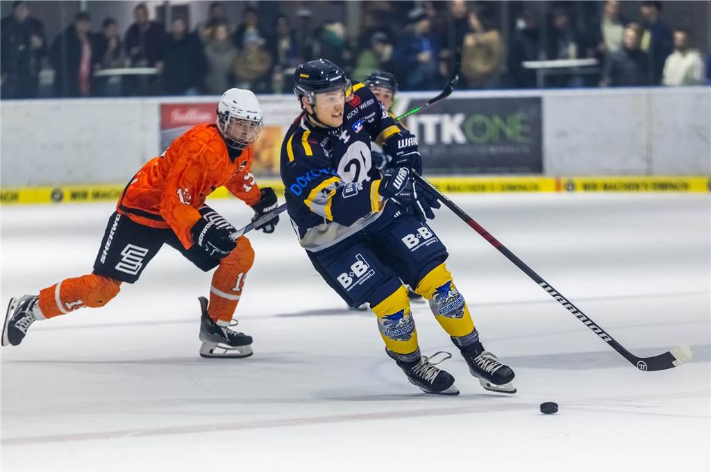 Die besten Bilder des 15:3-Eisadler-Erfolgs gegen die Disnlakener Kobras. 