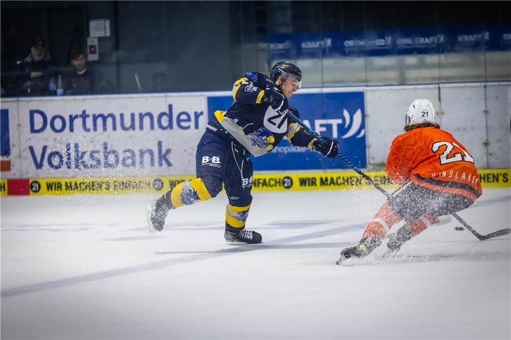 Die besten Bilder des 15:3-Eisadler-Erfolgs gegen die Disnlakener Kobras. 