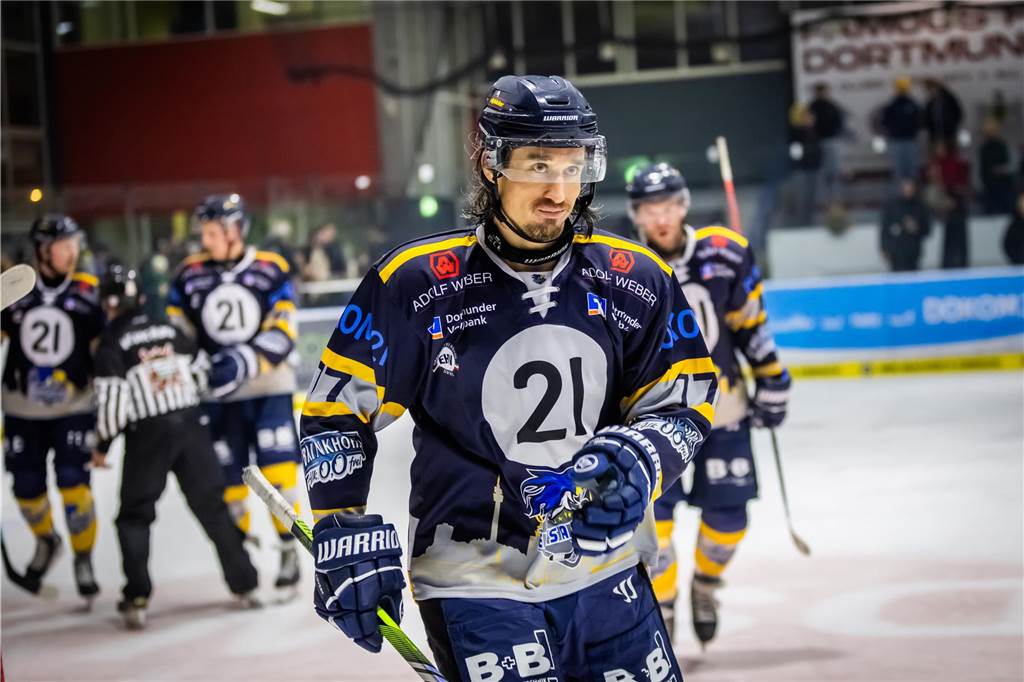 Die besten Bilder des 15:3-Eisadler-Erfolgs gegen die Disnlakener Kobras. 
