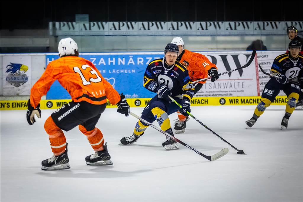 Die besten Bilder des 15:3-Eisadler-Erfolgs gegen die Disnlakener Kobras. 