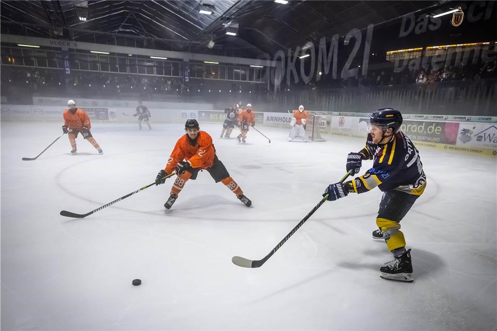 Die besten Bilder des 15:3-Eisadler-Erfolgs gegen die Disnlakener Kobras. 