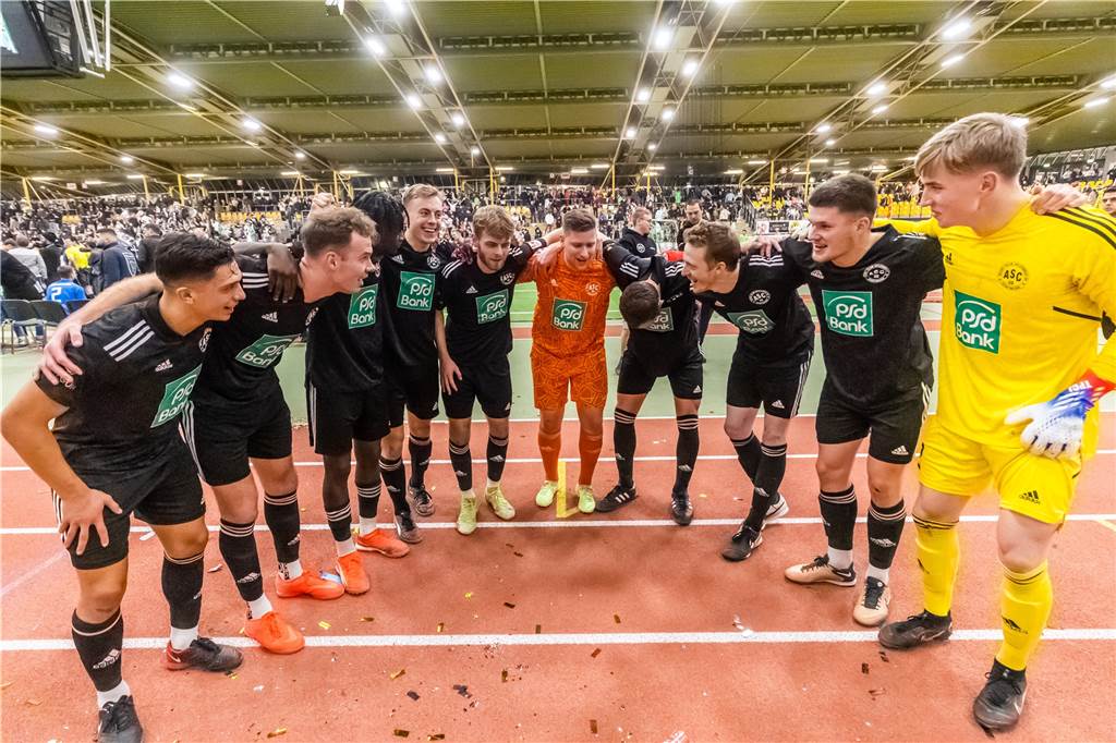 Dortmunder Hallenstadtmeisterschaft: Die besten Bilder des Endspiels Die besten Bilder des Endspiels zwischen dem FC Brünninghausen und dem ASC 09 Dortmund