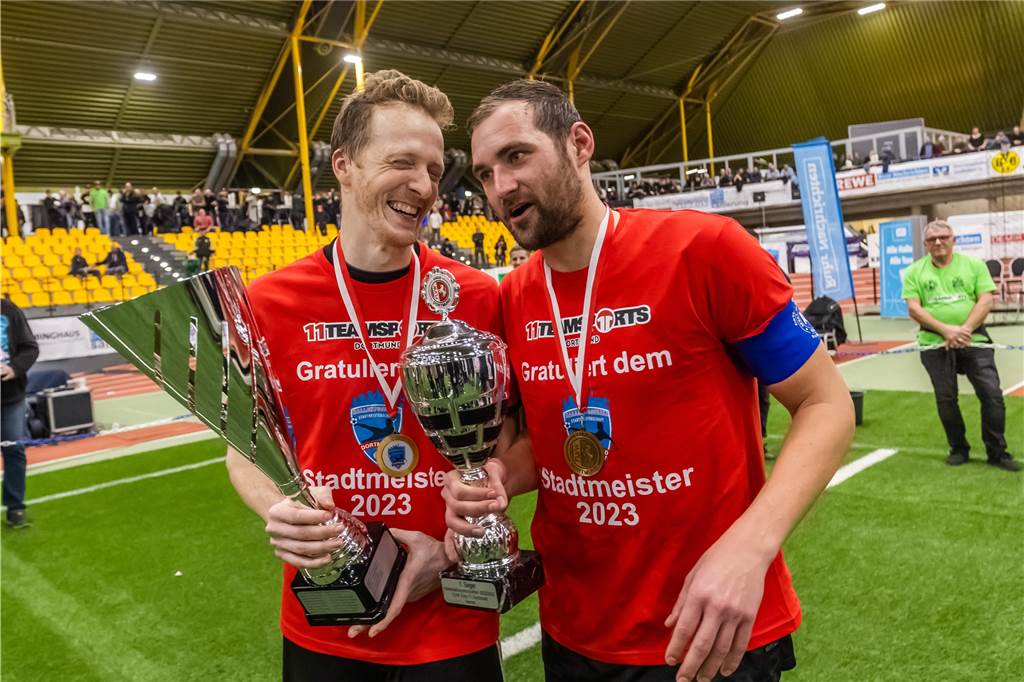 Dortmunder Hallenstadtmeisterschaft: Die besten Bilder des Endspiels Die besten Bilder des Endspiels zwischen dem FC Brünninghausen und dem ASC 09 Dortmund