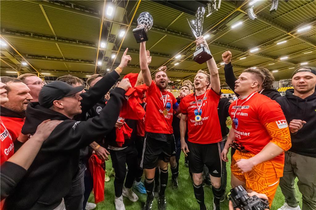 Dortmunder Hallenstadtmeisterschaft: Die besten Bilder des Endspiels Die besten Bilder des Endspiels zwischen dem FC Brünninghausen und dem ASC 09 Dortmund
