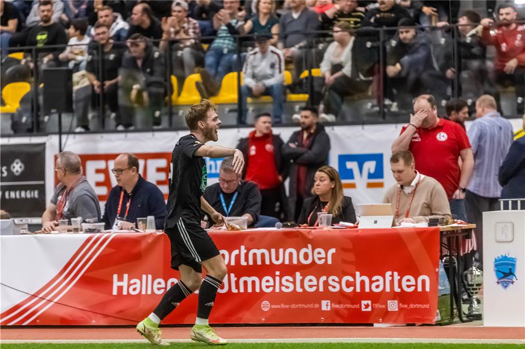 Dortmunder Hallenstadtmeisterschaft: Die besten Bilder des Endspiels Die besten Bilder des Endspiels zwischen dem FC Brünninghausen und dem ASC 09 Dortmund