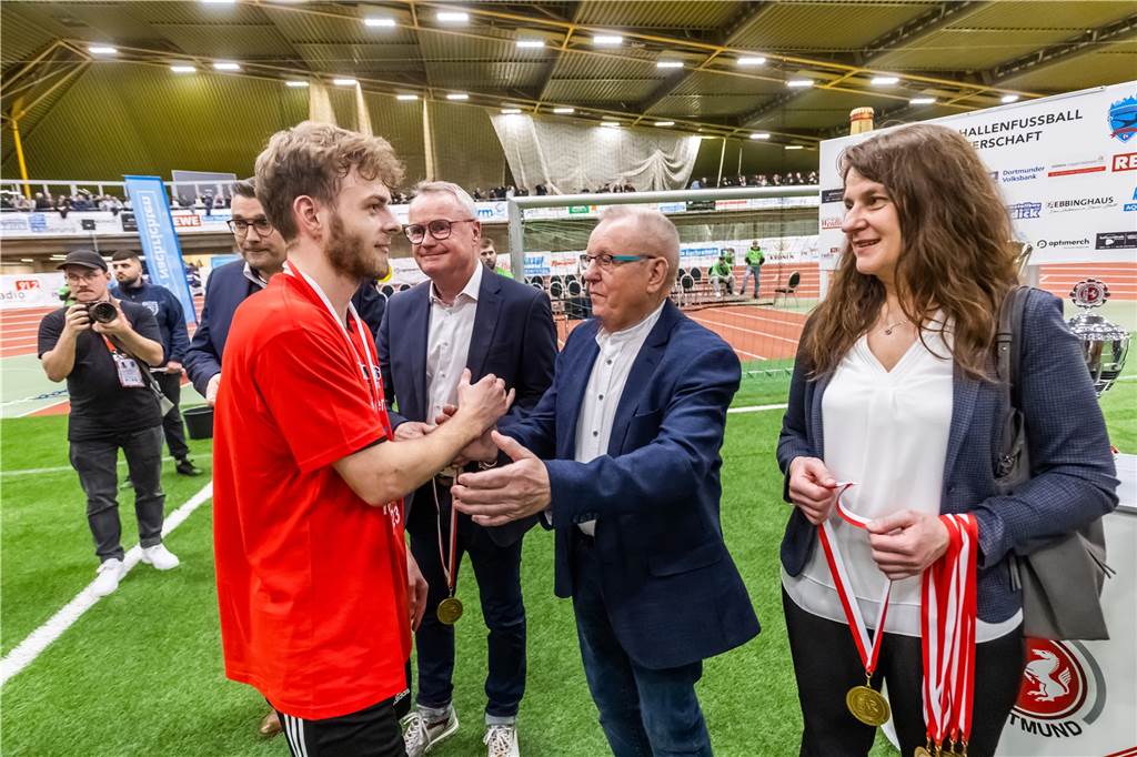 Dortmunder Hallenstadtmeisterschaft: Die besten Bilder des Endspiels Die besten Bilder des Endspiels zwischen dem FC Brünninghausen und dem ASC 09 Dortmund