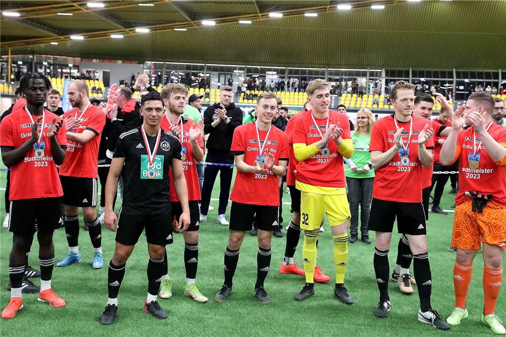 Dortmunder Hallenstadtmeisterschaft: Die besten Bilder des Endspiels Die besten Bilder des Endspiels zwischen dem FC Brünninghausen und dem ASC 09 Dortmund