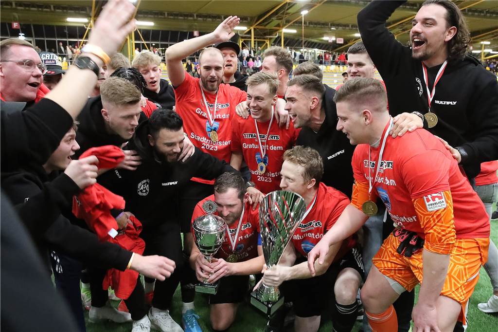 Dortmunder Hallenstadtmeisterschaft: Die besten Bilder des Endspiels Die besten Bilder des Endspiels zwischen dem FC Brünninghausen und dem ASC 09 Dortmund