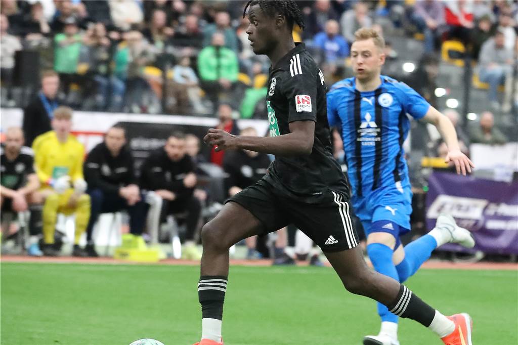 Dortmunder Hallenstadtmeisterschaft: Die besten Bilder des Endspiels Die besten Bilder des Endspiels zwischen dem FC Brünninghausen und dem ASC 09 Dortmund