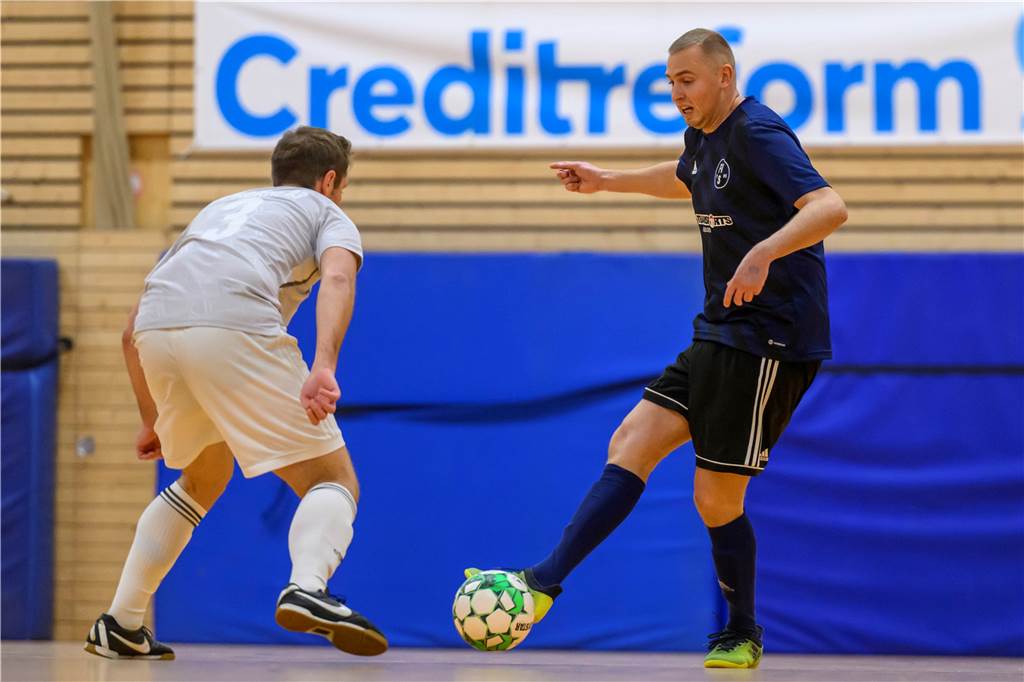 Die besten Bilder des ersten Vorrundentages aus der Halle Brackel.