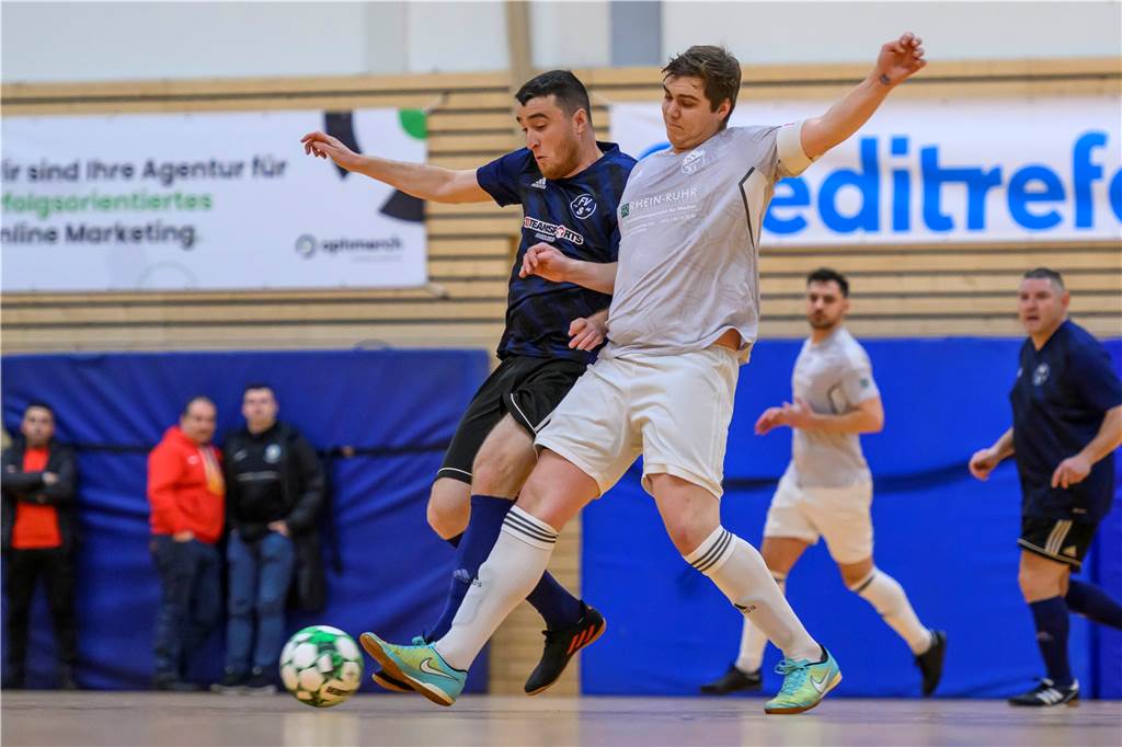 Die besten Bilder des ersten Vorrundentages aus der Halle Brackel.