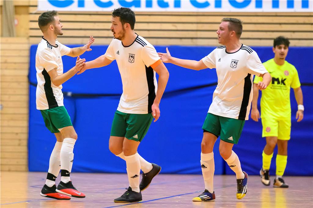 Die besten Bilder des ersten Vorrundentages aus der Halle Brackel.