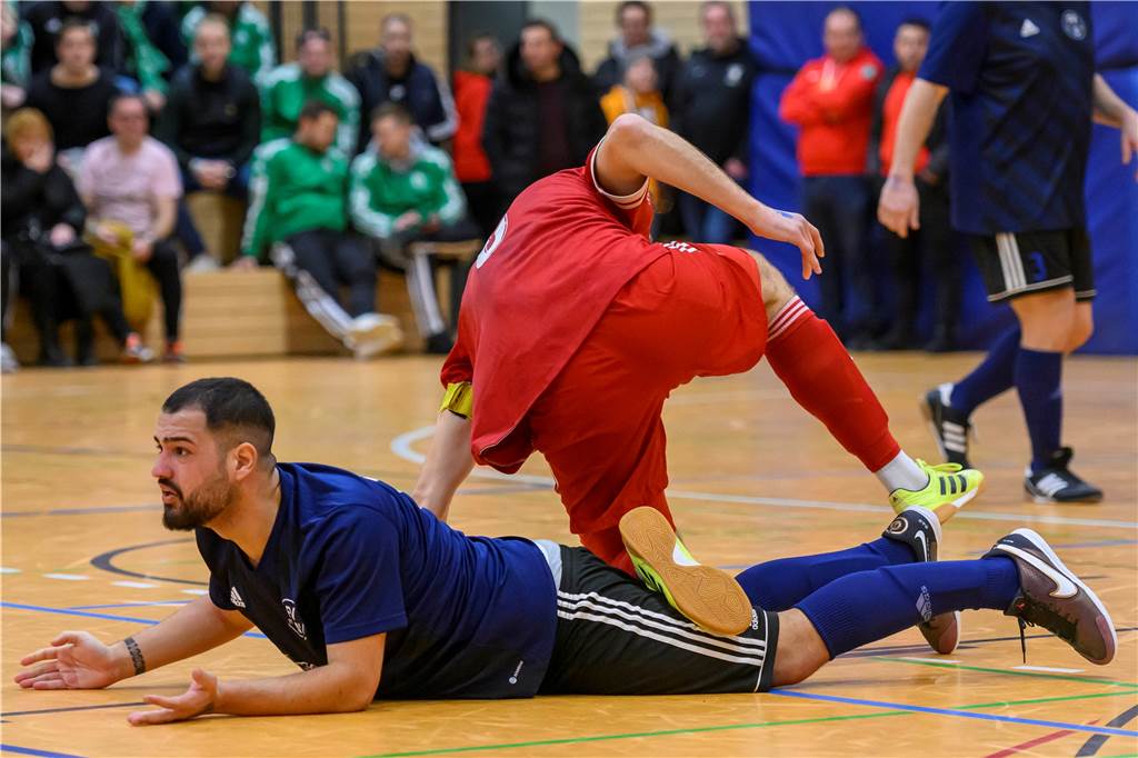 Die besten Bilder des ersten Vorrundentages aus der Halle Brackel.