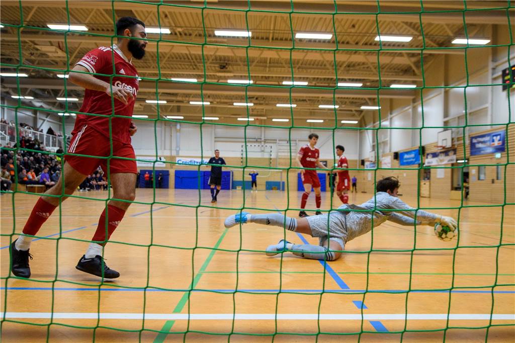 Die besten Bilder des ersten Vorrundentages aus der Halle Brackel.