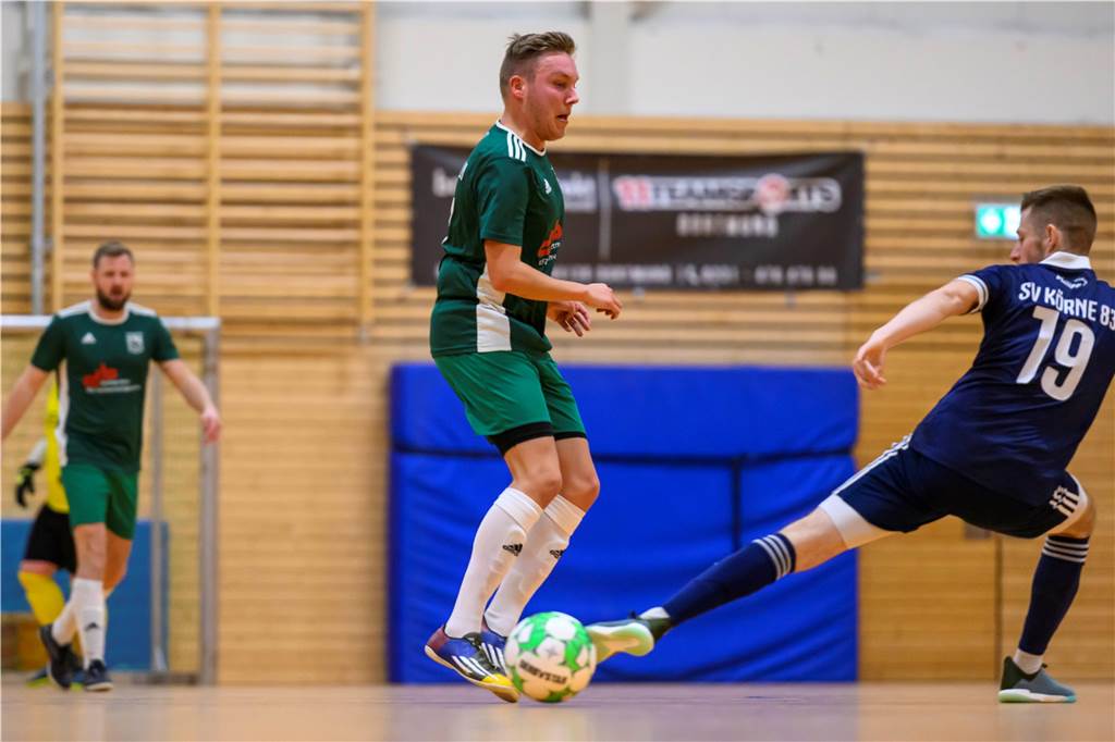 Die besten Bilder des ersten Vorrundentages aus der Halle Brackel.