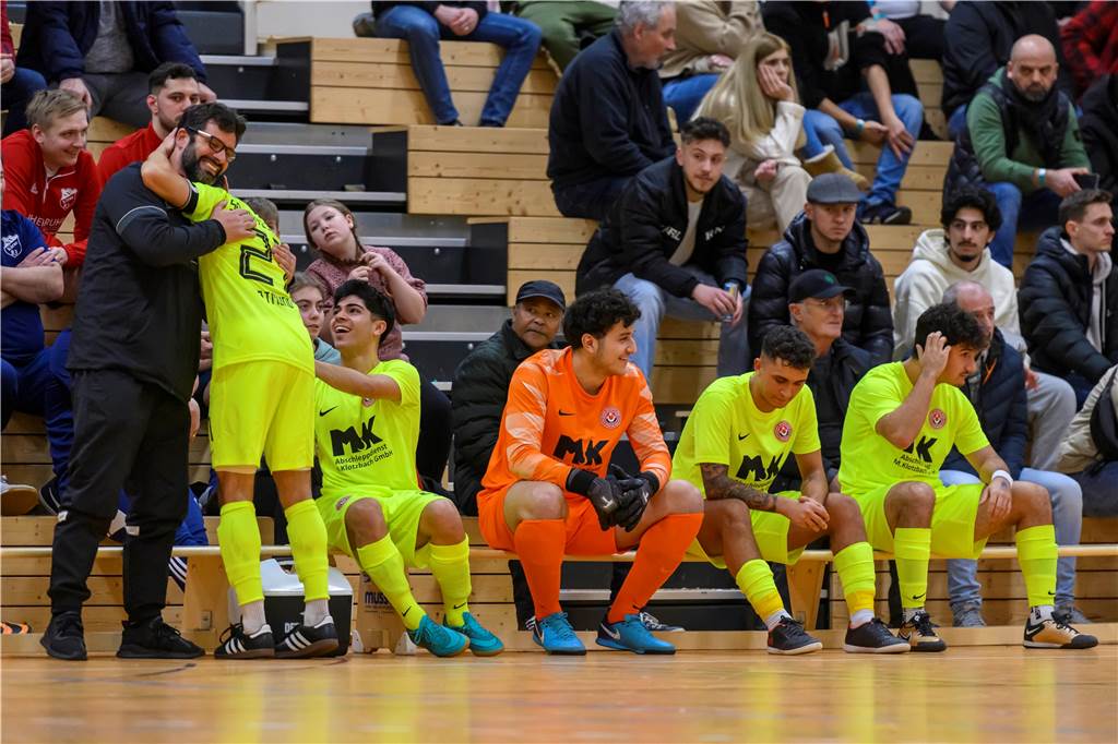 Die besten Bilder des ersten Vorrundentages aus der Halle Brackel.