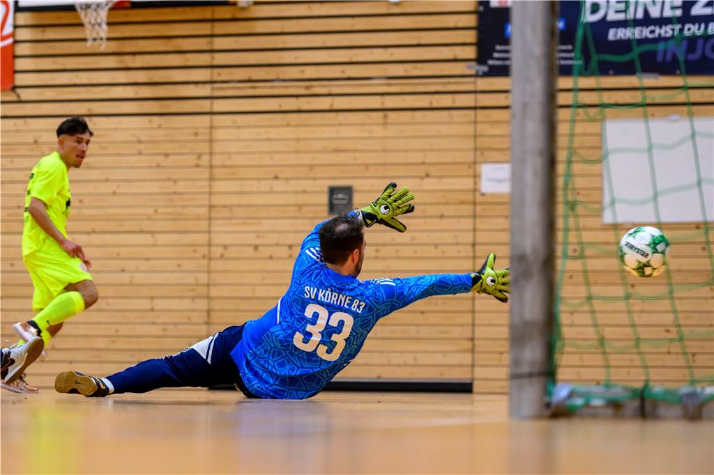 Die besten Bilder des ersten Vorrundentages aus der Halle Brackel.