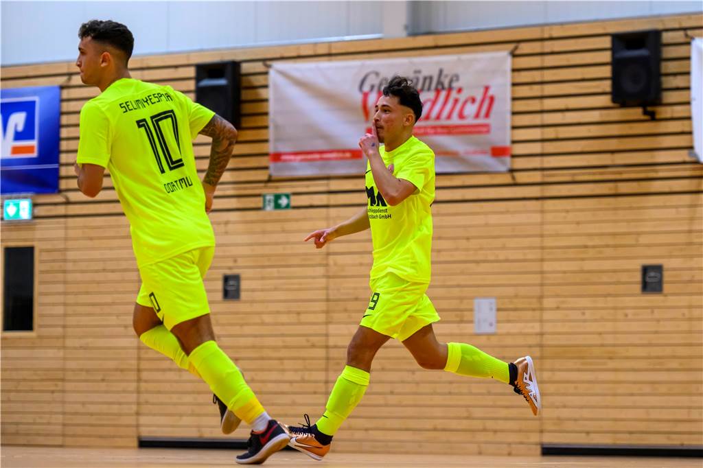 Die besten Bilder des ersten Vorrundentages aus der Halle Brackel.
