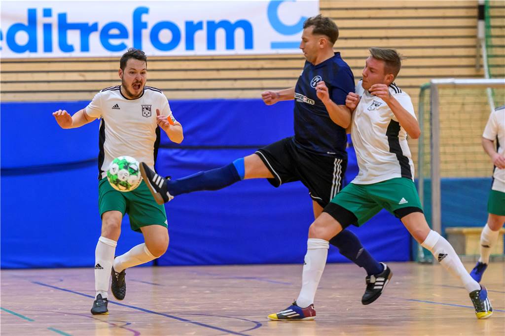 Die besten Bilder des ersten Vorrundentages aus der Halle Brackel.