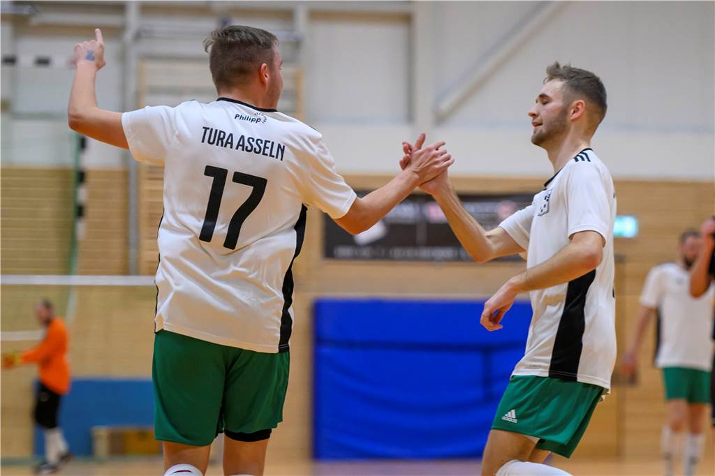 Die besten Bilder des ersten Vorrundentages aus der Halle Brackel.