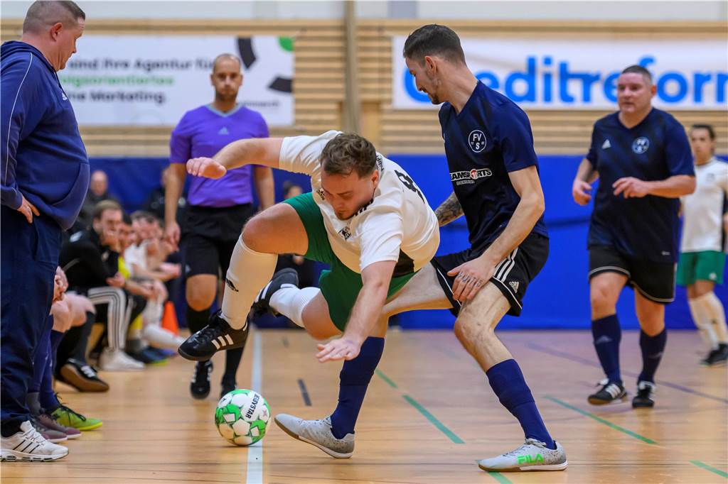 Die besten Bilder des ersten Vorrundentages aus der Halle Brackel.