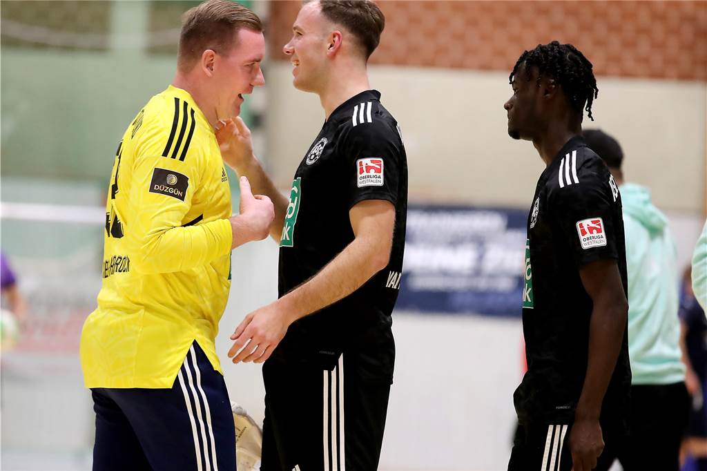 Die besten Bilder des ersten Vorrundentages aus der Halle Wellinghofen.