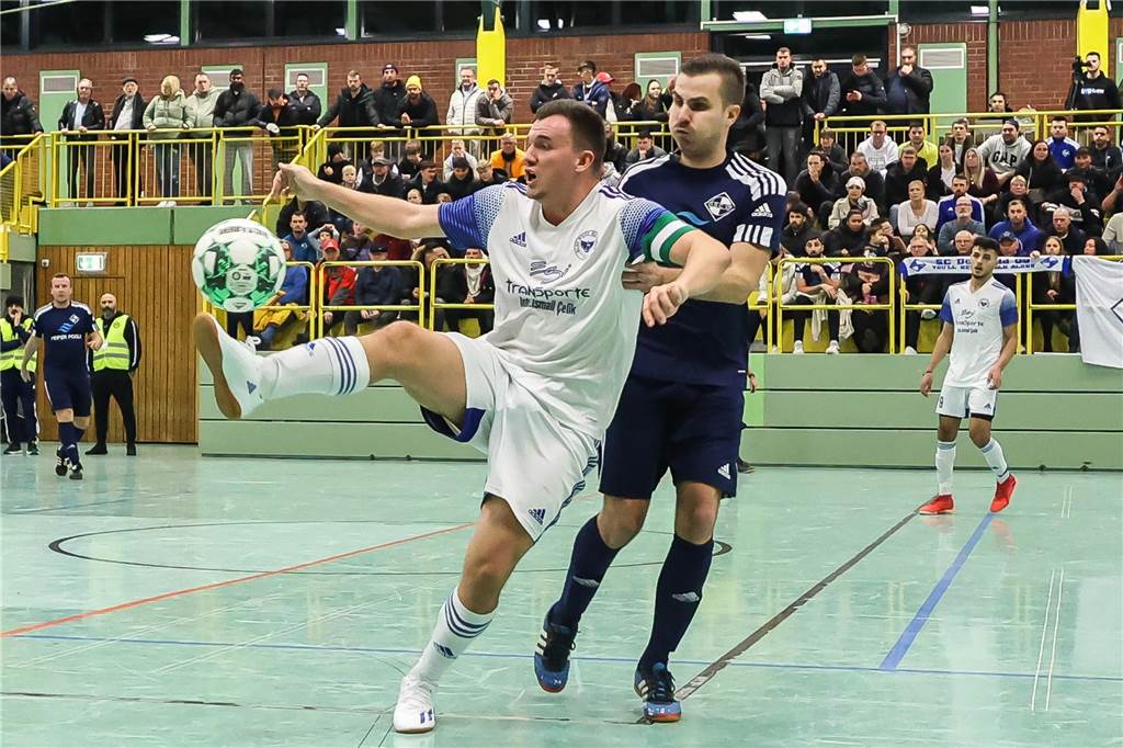 Die besten Bilder des ersten Vorrundentages aus der Halle Huckarde.