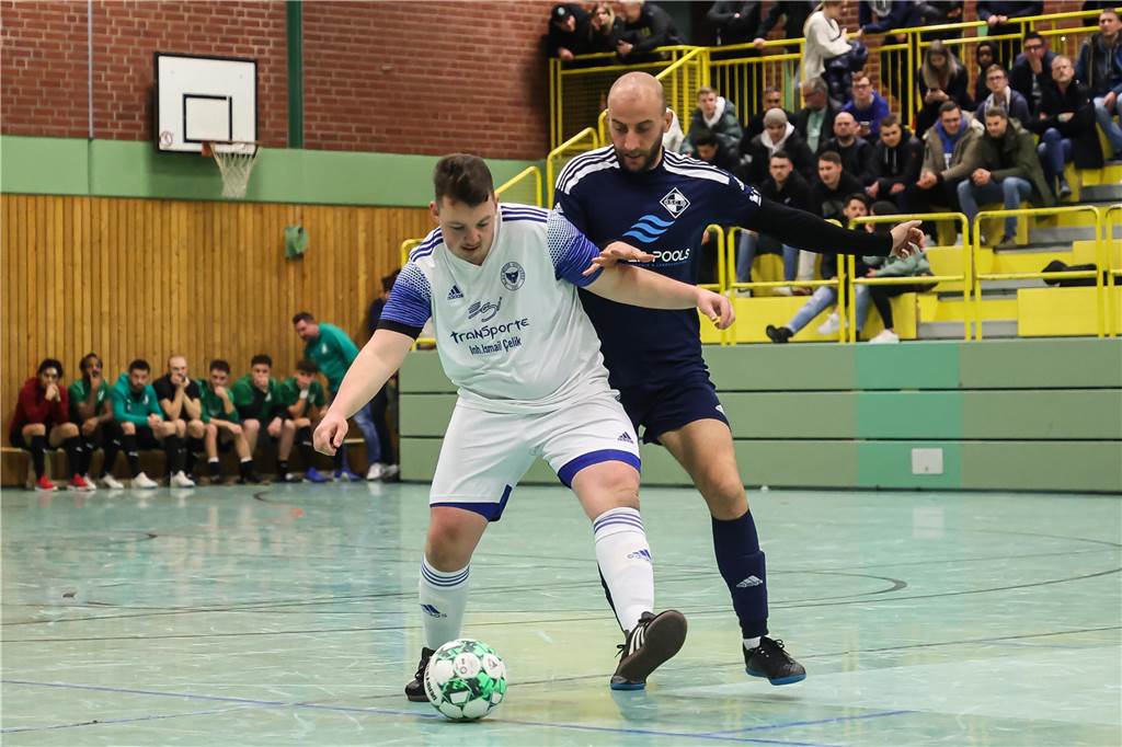 Die besten Bilder des ersten Vorrundentages aus der Halle Huckarde.